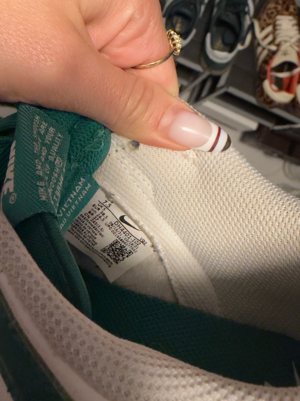 Nike Green and White Low-Top Sneakers with Patterned Swoosh - Picture 7 of 7